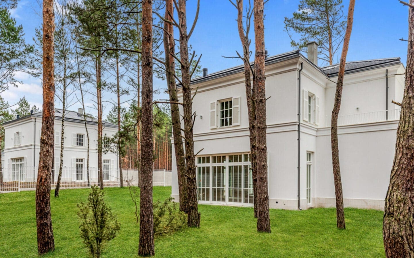 Dom na sprzedaż - Józefów, ul. Juliana Ejsmonda, Vilea Property Butique 1