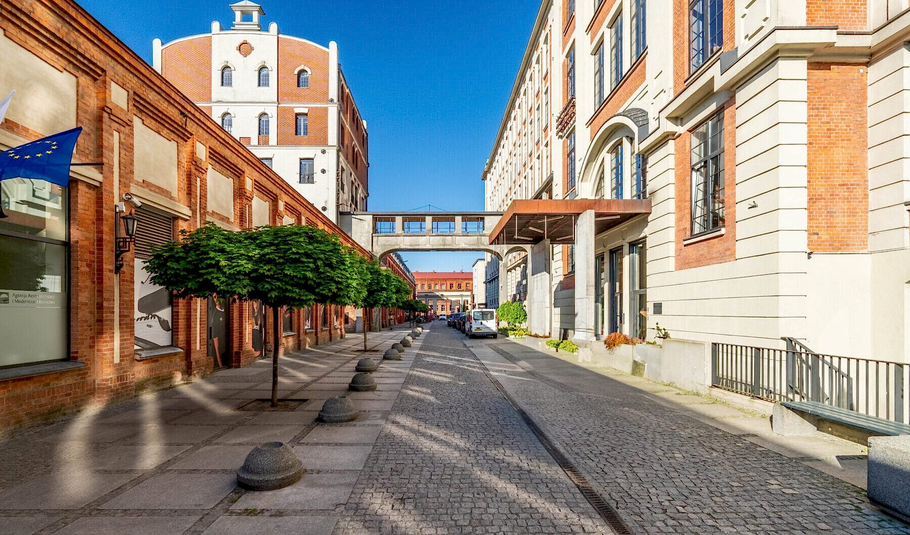 Mieszkanie na sprzedaż - Żyrardów, ul. Karola Hiellego, Vilea Property Butique 1