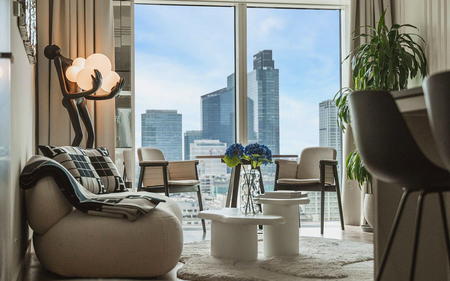 Mieszkanie na sprzedaż - Warszawa, Śródmieście, ul. Złota, Vilea Property Butique 1